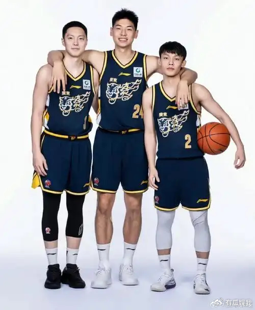 广东男篮险胜深圳男篮 轮换体系引争议