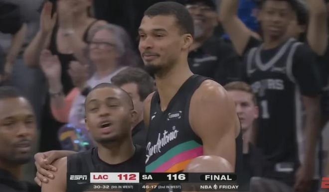 凯尔登-约翰逊领跑最佳第六人评选 马刺常规赛奖